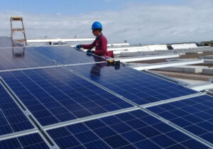 Constructora infraestructura energía renovable Galápagos 3