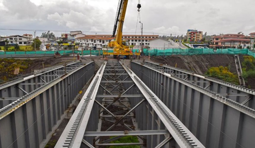Empresa constructora de puentes Ecuador, Latacunga 1