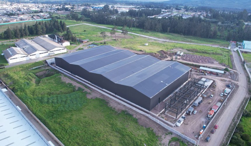 Empresa constructora estructura metálica centro logístico Quito 5
