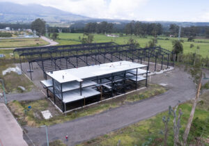 Constructora de planta industrial Quito 3