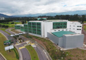 Empresa constructora de edificios estructura metálica Quito Espe 1